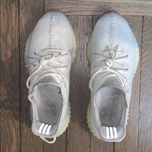 Authentic Yeezy Boost 350 V2 Triple White